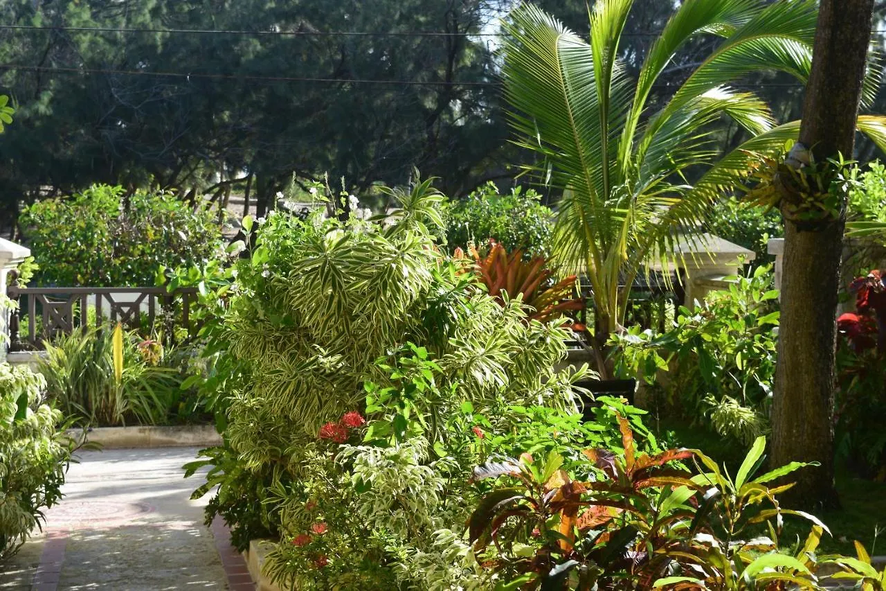 Coconut Walk Beach Apartment Christ Church