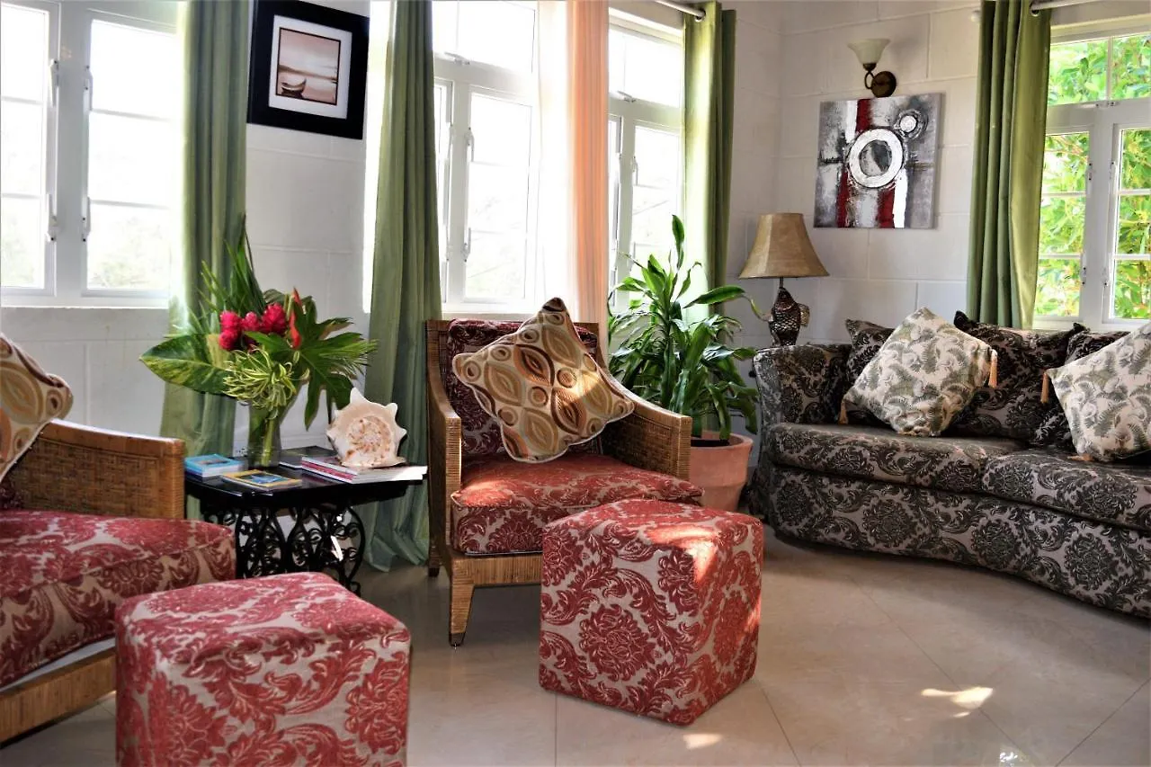 Coconut Walk Beach Apartment Christ Church